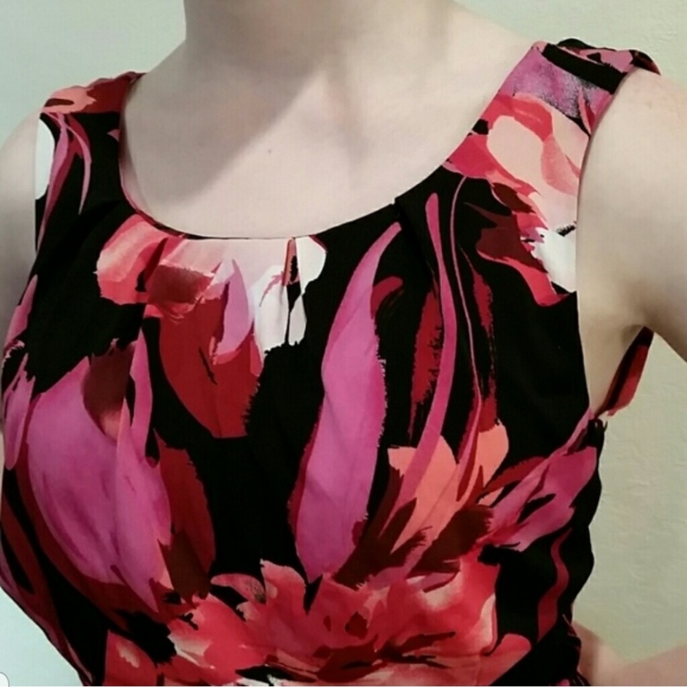 Bisou Bisou Dress - Picture 5 of 5